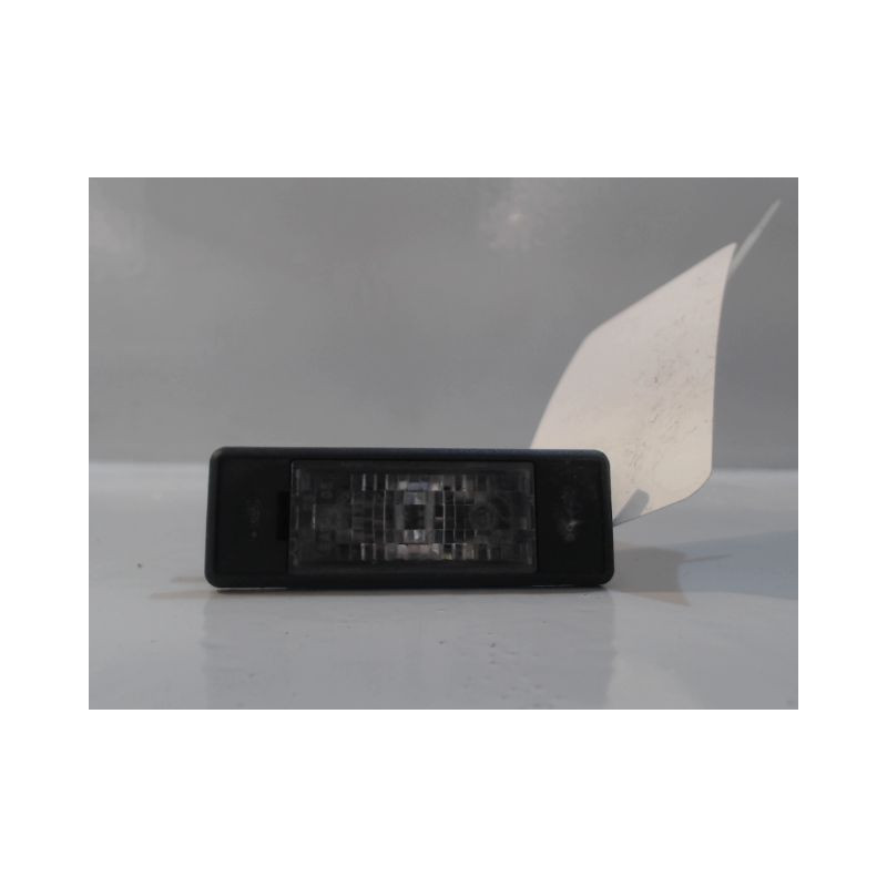 ECLAIREUR PLAQUE DE POLICE DROIT PEUGEOT 308 2011-