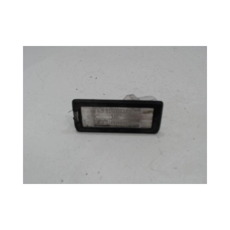 ECLAIREUR PLAQUE DE POLICE DROIT RENAULT MODUS