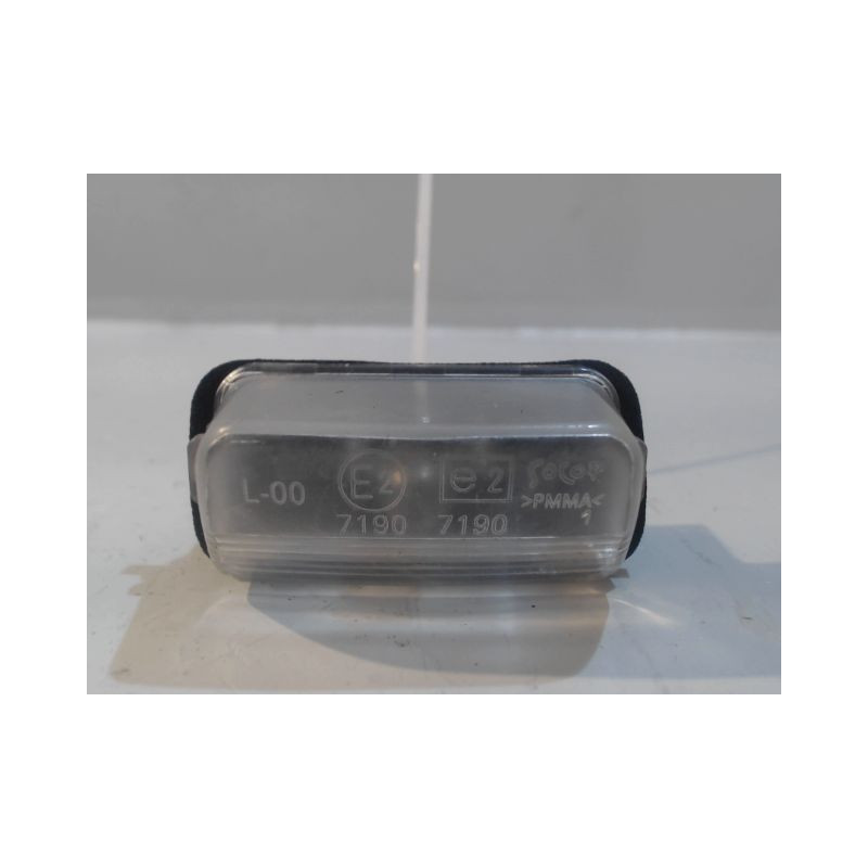 ECLAIREUR PLAQUE DE POLICE DROIT PEUGEOT 206+ 2009-