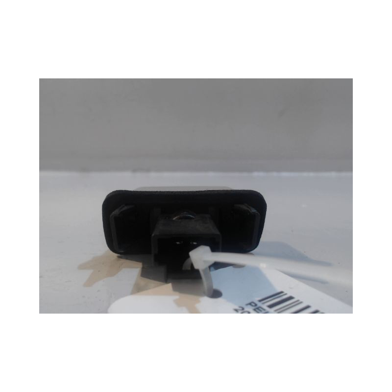 ECLAIREUR PLAQUE DE POLICE DROIT PEUGEOT 206+ 2009-