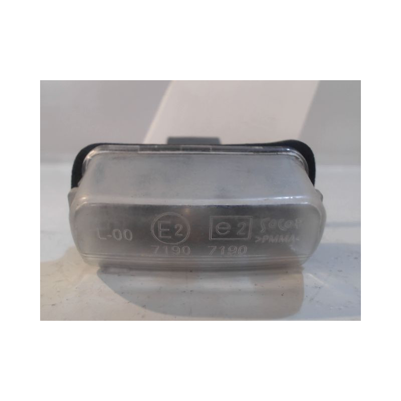 ECLAIREUR PLAQUE DE POLICE GAUCHE PEUGEOT 206+ 2009-