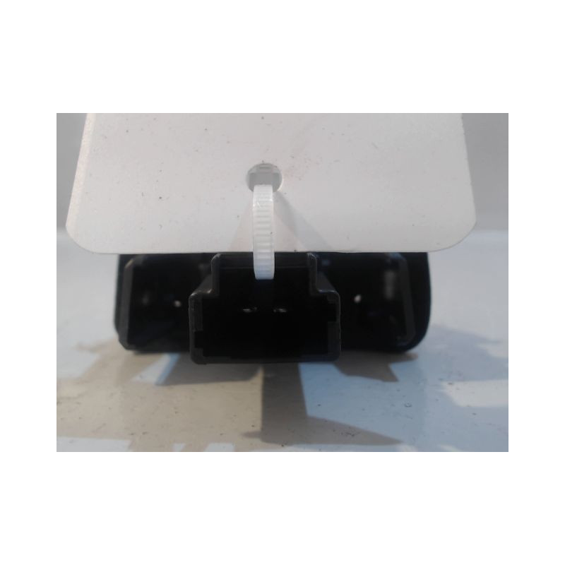 ECLAIREUR PLAQUE DE POLICE GAUCHE PEUGEOT 206+ 2009-