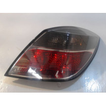 FEU ARRIERE DROIT OPEL ASTRA GTC 3P