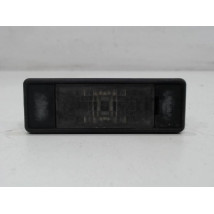 ECLAIREUR PLAQUE DE POLICE DROIT PEUGEOT 607 99-2004