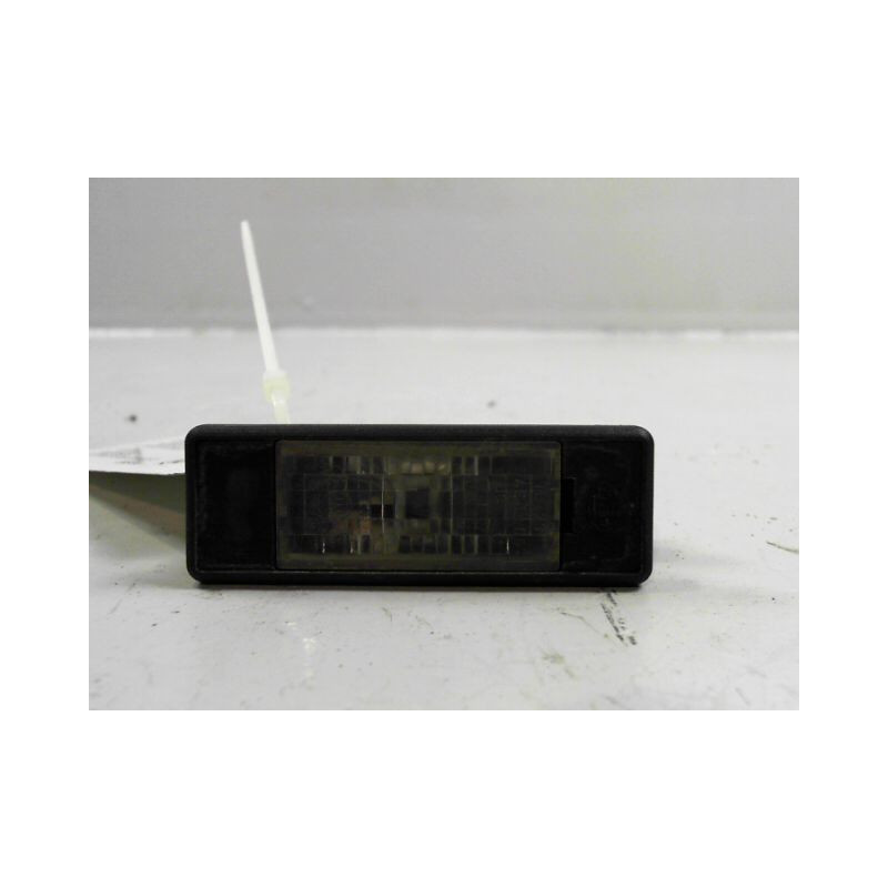 ECLAIREUR PLAQUE DE POLICE DROIT PEUGEOT 308 2009-