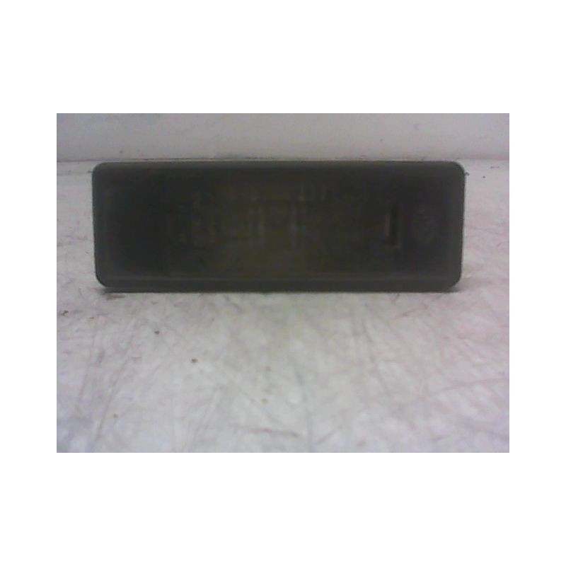 ECLAIREUR PLAQUE DE POLICE GAUCHE PEUGEOT 308