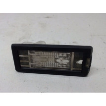 ECLAIREUR PLAQUE DE POLICE DROIT RENAULT SCENIC II PH1 02-06