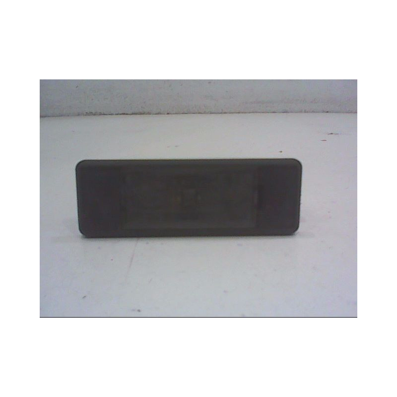 ECLAIREUR PLAQUE DE POLICE GAUCHE PEUGEOT 308 2007-