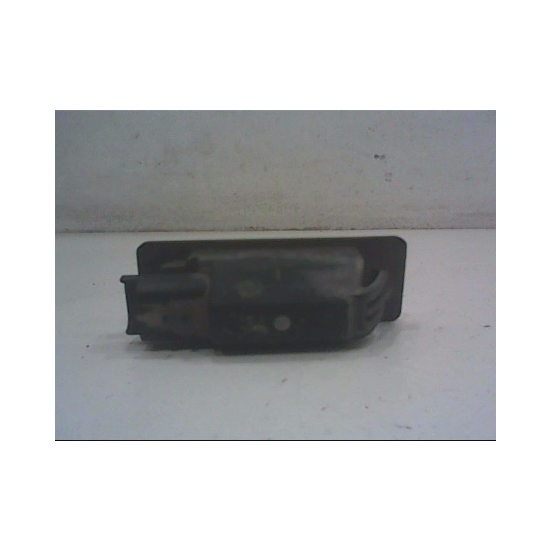 ECLAIREUR PLAQUE DE POLICE DROIT PEUGEOT 308 2009-