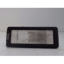 ECLAIREUR PLAQUE DE POLICE DROIT RENAULT SCENIC III