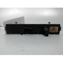 BOUTON DE WARNING PEUGEOT 3008 2009-