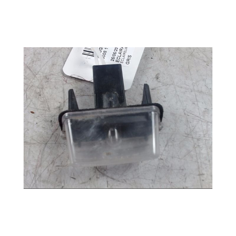 ECLAIREUR PLAQUE DE POLICE DROIT PEUGEOT 5008 2009-