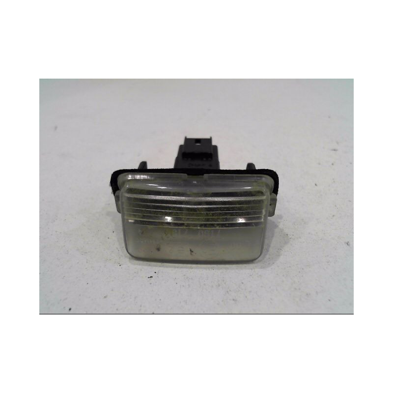 ECLAIREUR PLAQUE DE POLICE DROIT PEUGEOT 206