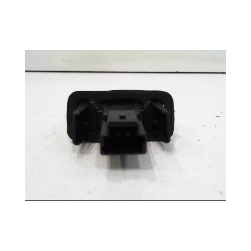 ECLAIREUR PLAQUE DE POLICE DROIT PEUGEOT 206