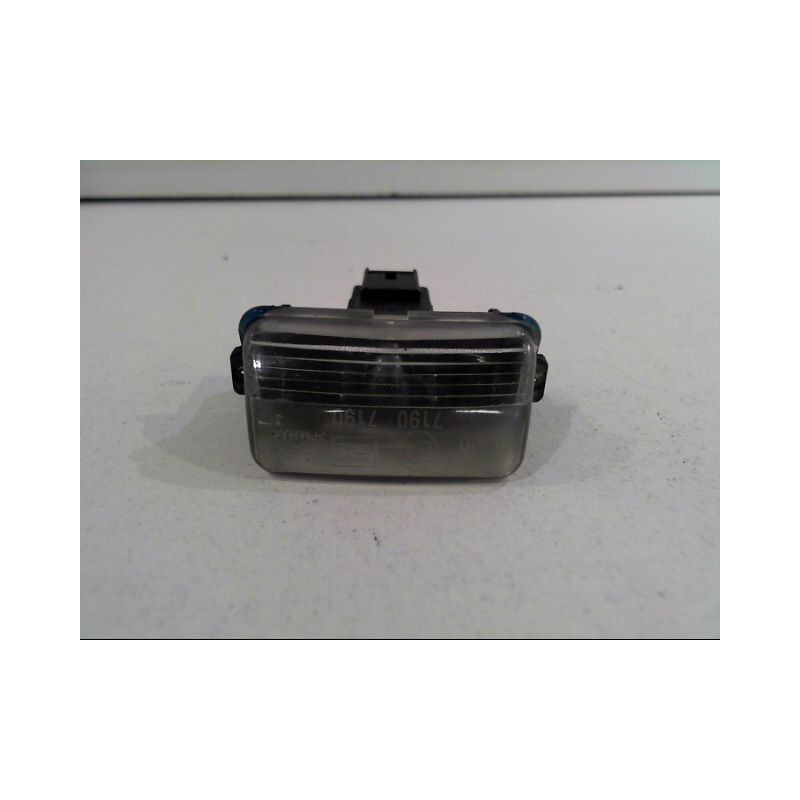 ECLAIREUR PLAQUE DE POLICE GAUCHE PEUGEOT 206