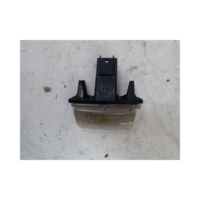 ECLAIREUR PLAQUE DE POLICE GAUCHE PEUGEOT 206