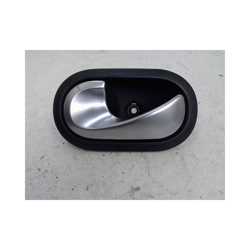 POIGNEE INTERIEURE PORTE AVANT GAUCHE RENAULT MEGANE