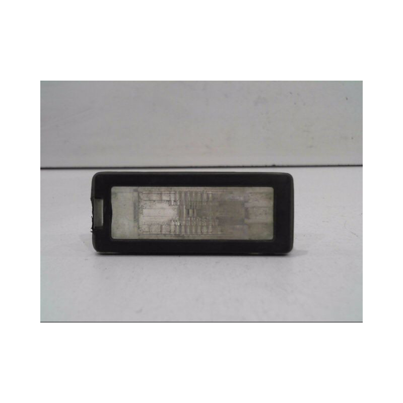 ECLAIREUR PLAQUE DE POLICE GAUCHE RENAULT MEGANE