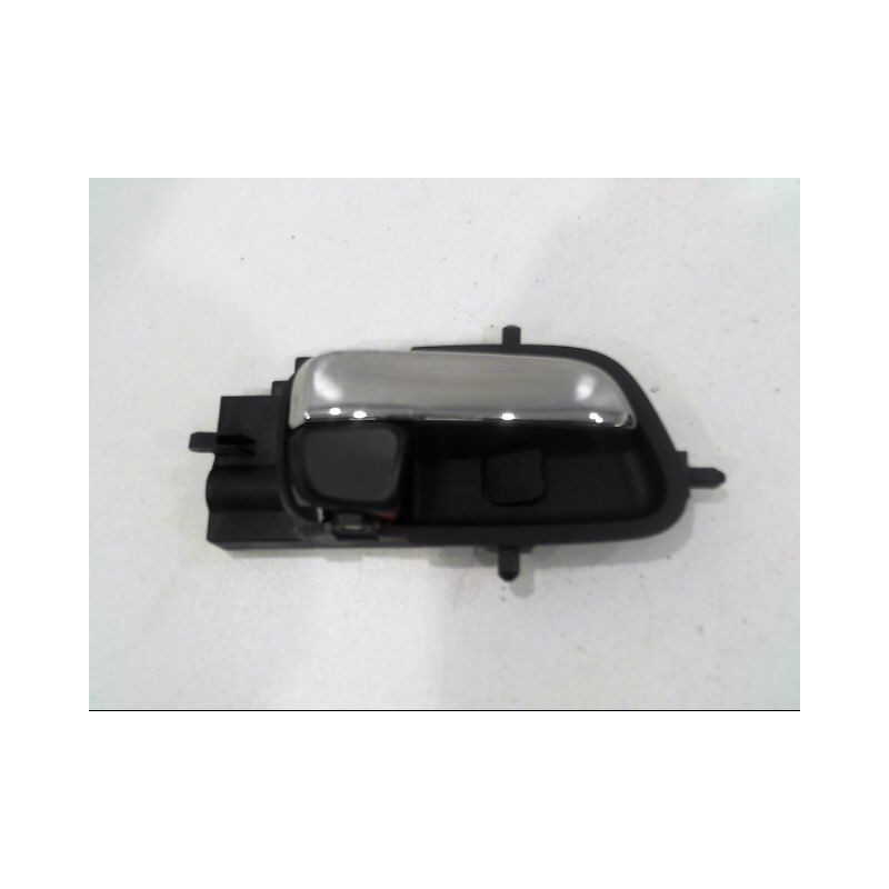 POIGNEE INTERIEURE PORTE AVANT DROIT HYUNDAI I20