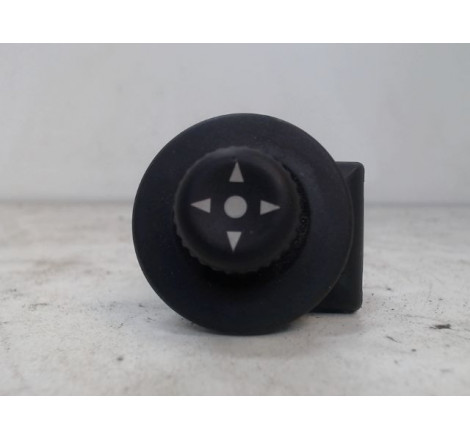 COMMANDE RETROVISSEUR EXT ELECTRIQUE