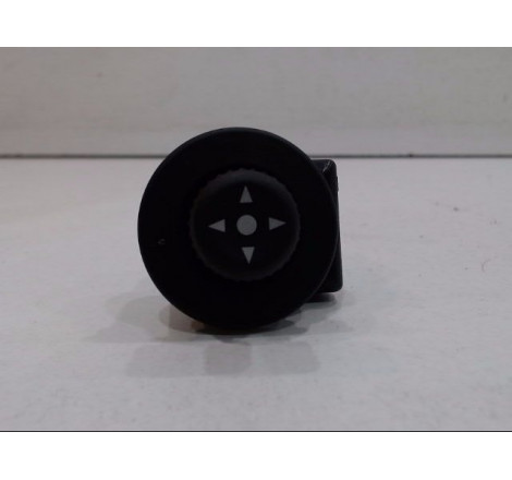 COMMANDE RETROVISSEUR EXT ELECTRIQUE