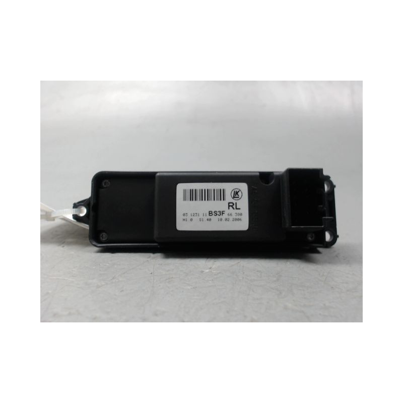 COMMANDE LEVE-GLACE PORTE ARG MAZDA MAZDA 3  5P
