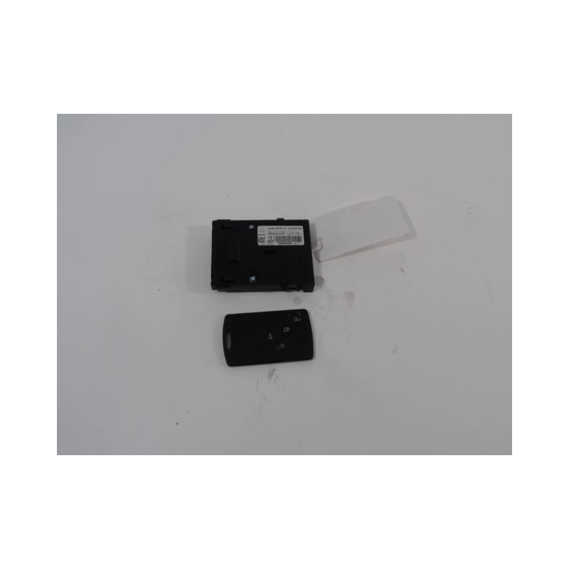 LECTEUR DE CARTE RENAULT SCENIC III 2009-