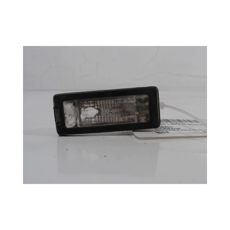 ECLAIREUR PLAQUE DE POLICE DROIT RENAULT SCENIC II PH.2 06-09