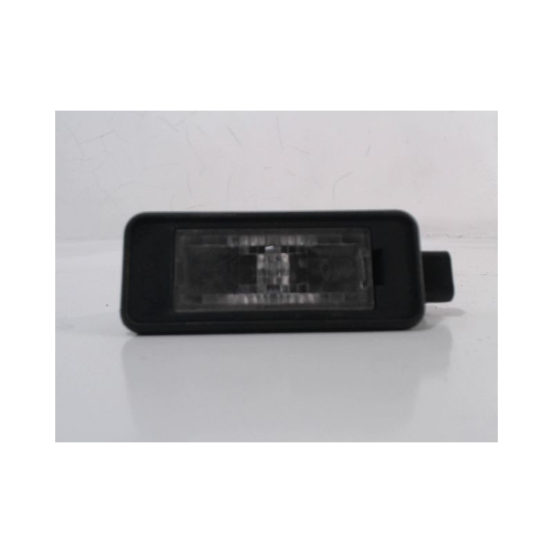 ECLAIREUR PLAQUE DE POLICE GAUCHE PEUGEOT 208