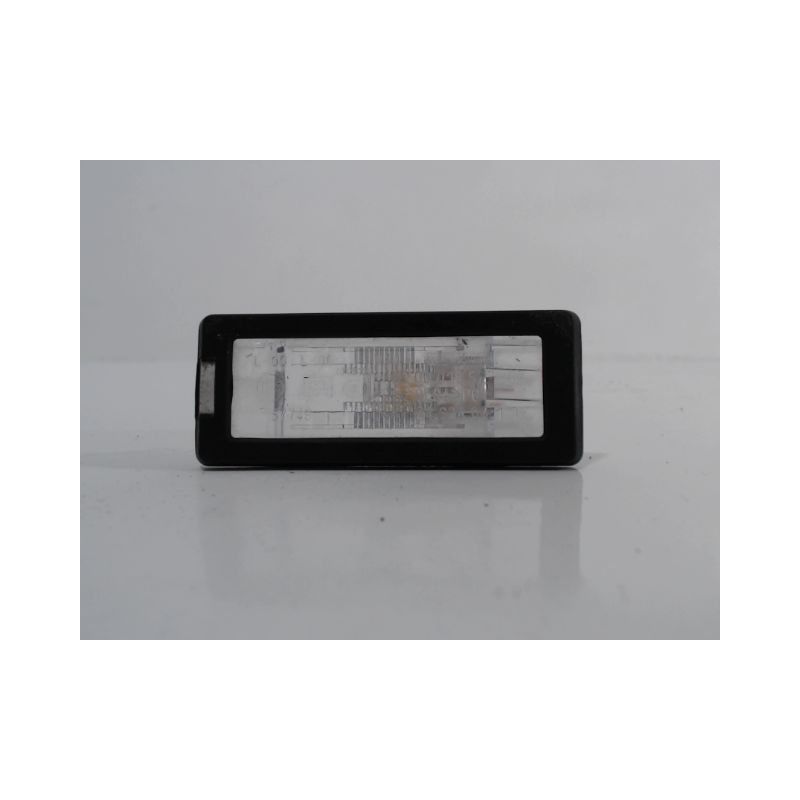 ECLAIREUR PLAQUE DE POLICE DROIT RENAULT SCENIC III 2009-