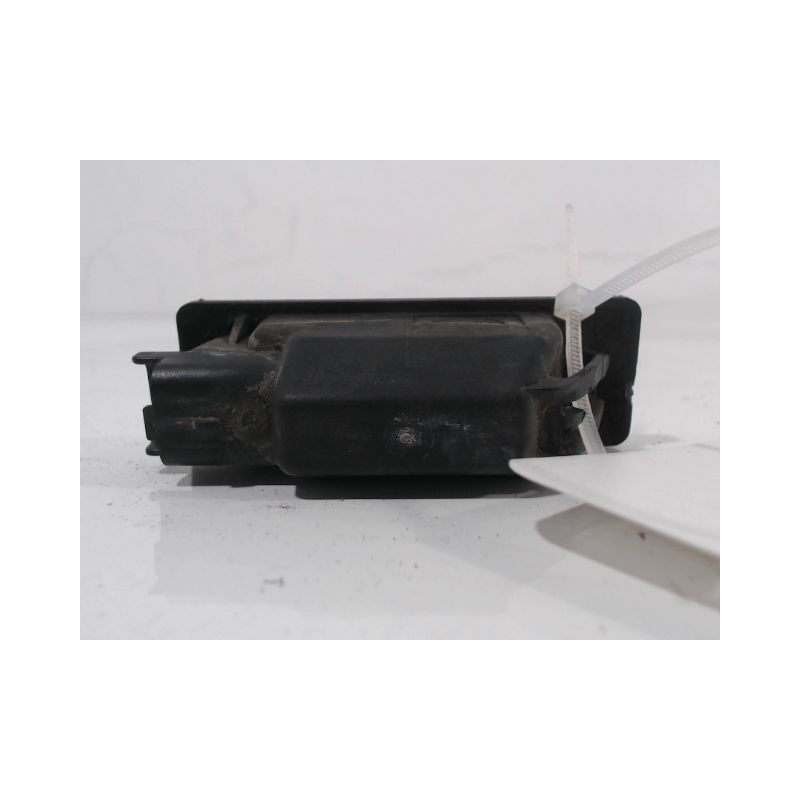 ECLAIREUR PLAQUE DE POLICE DROIT PEUGEOT 308 2007-