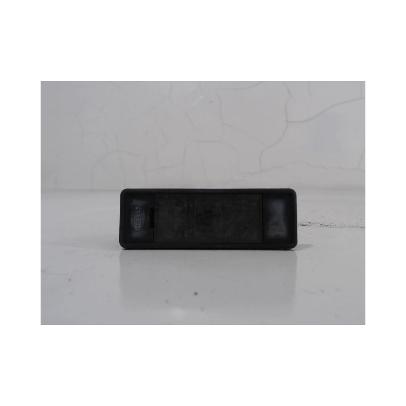 ECLAIREUR PLAQUE DE POLICE DROIT CITROEN C4 04-08