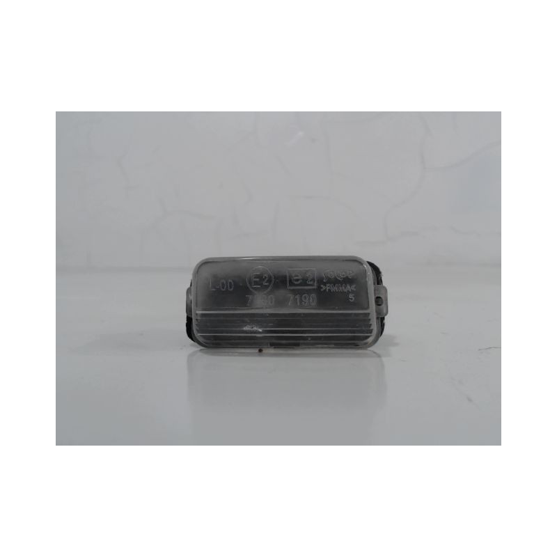 ECLAIREUR PLAQUE DE POLICE DROIT CITROEN SAXO -99