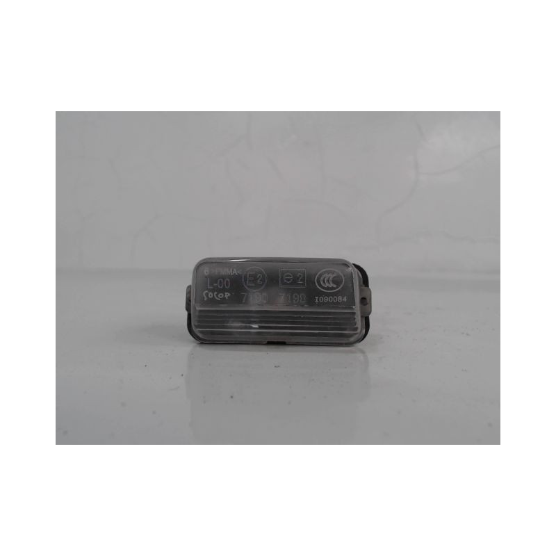 ECLAIREUR PLAQUE DE POLICE DROIT PEUGEOT 207 2007-