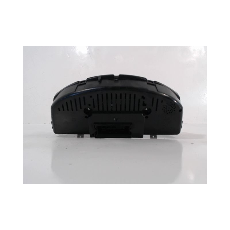 BLOC COMPTEURS VOLKSWAGEN PASSAT 2005-