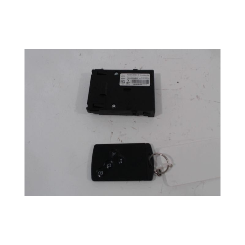 LECTEUR DE CARTE RENAULT MEGANE III 2008-