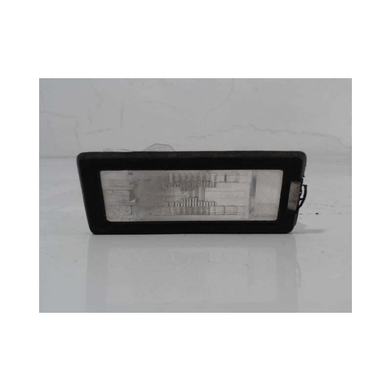 ECLAIREUR PLAQUE DE POLICE DROIT RENAULT CLIO III ESTATE 2008-