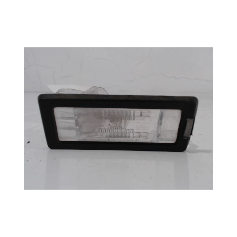 ECLAIREUR PLAQUE DE POLICE GAUCHE RENAULT CLIO III ESTATE 2008-