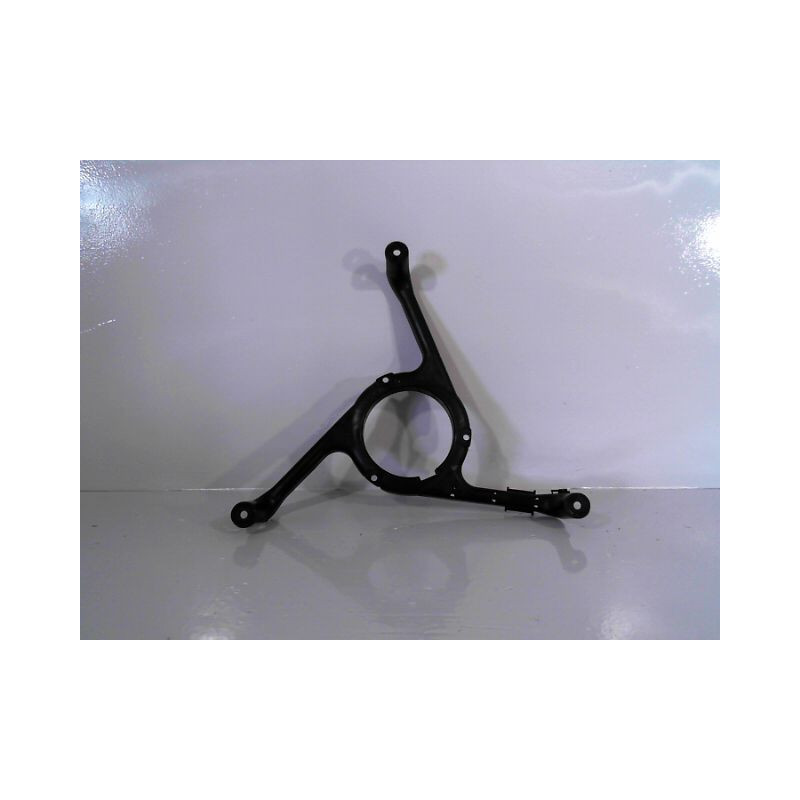 SUPPORT DE VENTILATEUR VOLKSWAGEN POLO 02-05