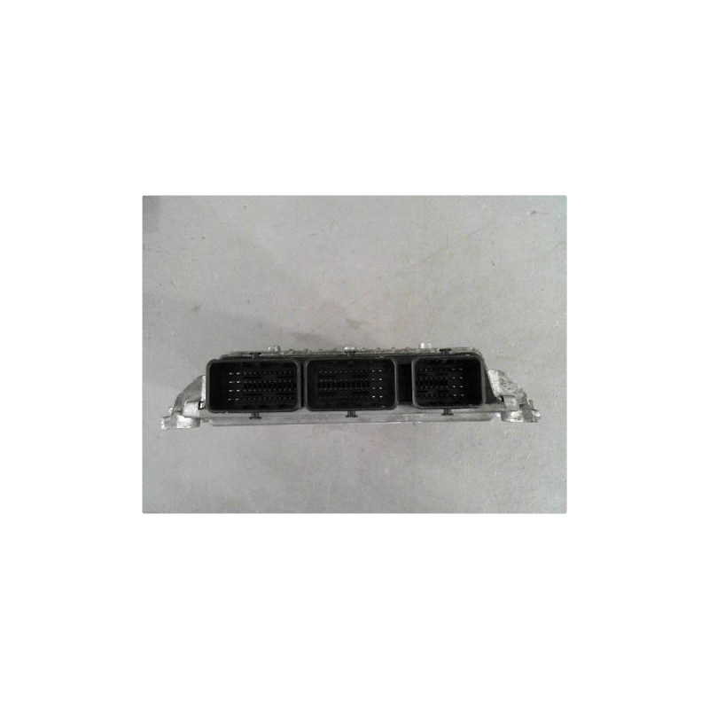 CALCULATEUR MOTEUR FORD FOCUS 04-07