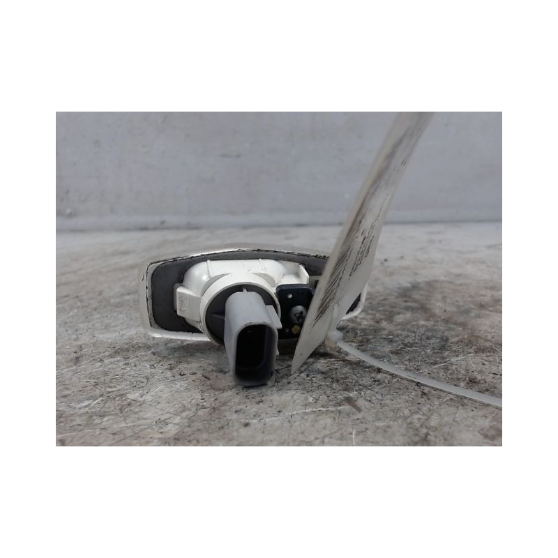 REPETITEUR AILE DROIT HYUNDAI GETZ