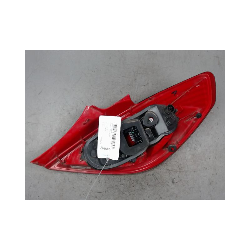FEU ARRIERE GAUCHE  OPEL CORSA 2010-