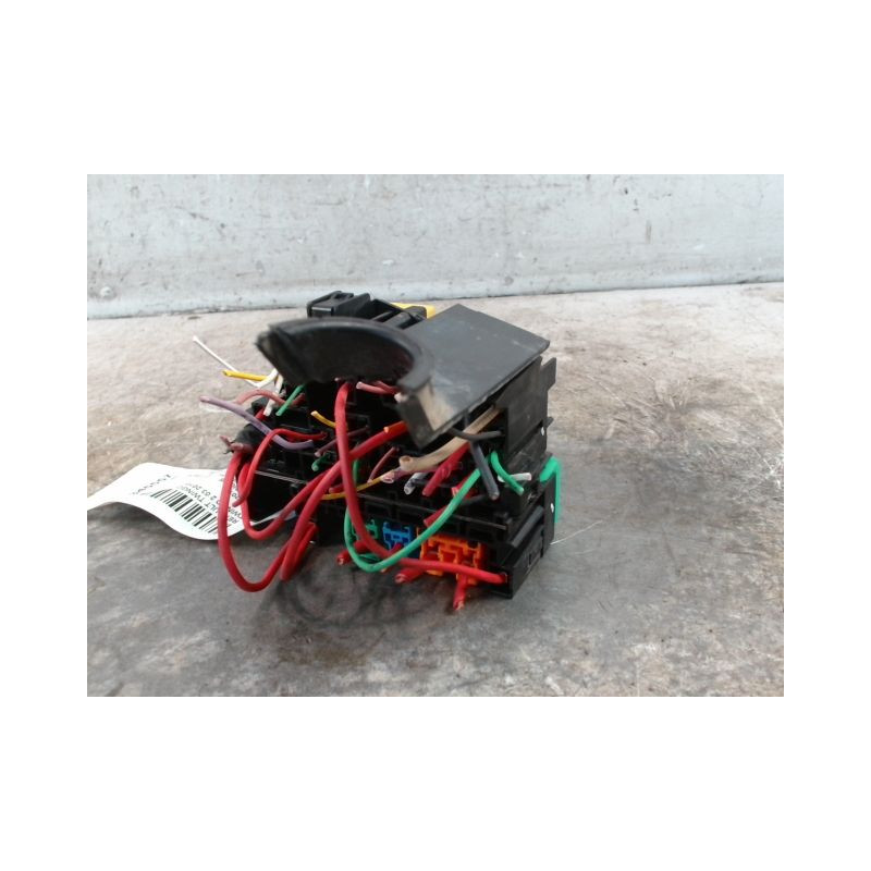 PLATINE FUSIBLE AVANT RENAULT TWINGO 2 2010-