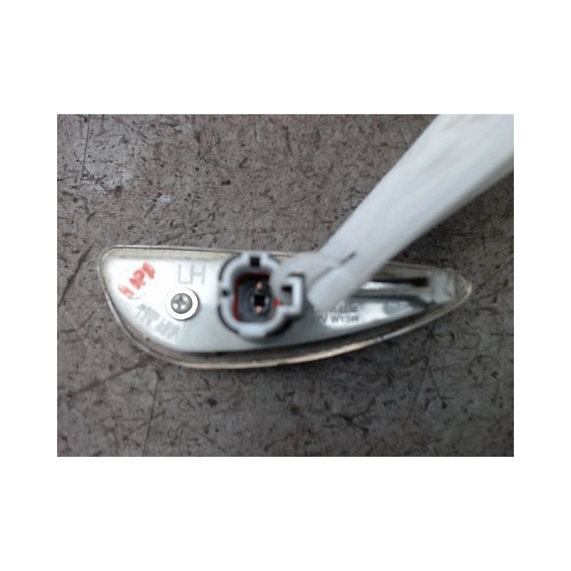 REPETITEUR AILE GAUCHE KIA VENGA 09-