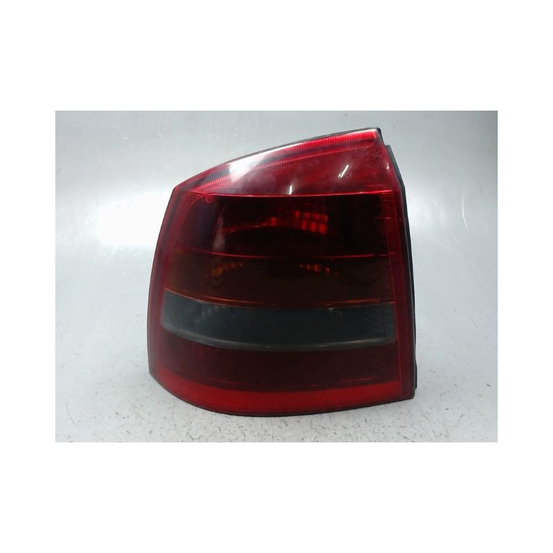 FEU ARRIERE GAUCHE  OPEL ASTRA 98-2004