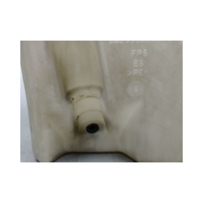 RESERVOIR LAVE-GLACE AVANT VOLKSWAGEN POLO 99-2001