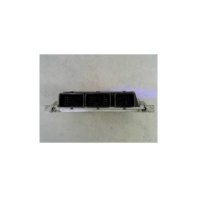 CALCULATEUR MOTEUR RENAULT SCENIC II PH.1 02-06