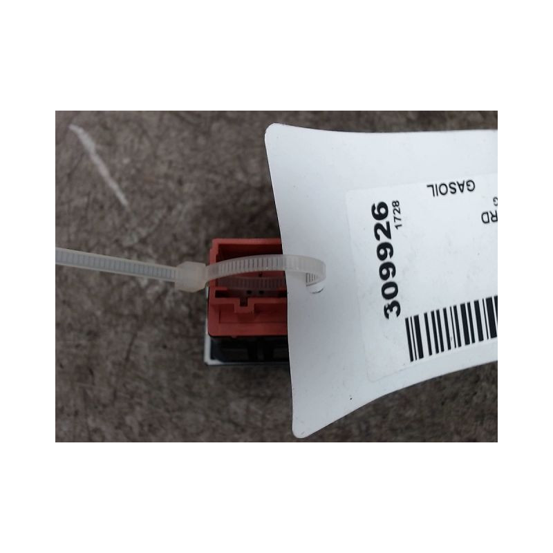 BOUTON DE WARNING CITROEN C4