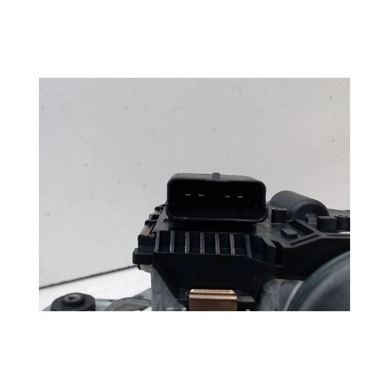 MOTEUR ESSUIE-GLACE AVD PEUGEOT 3008