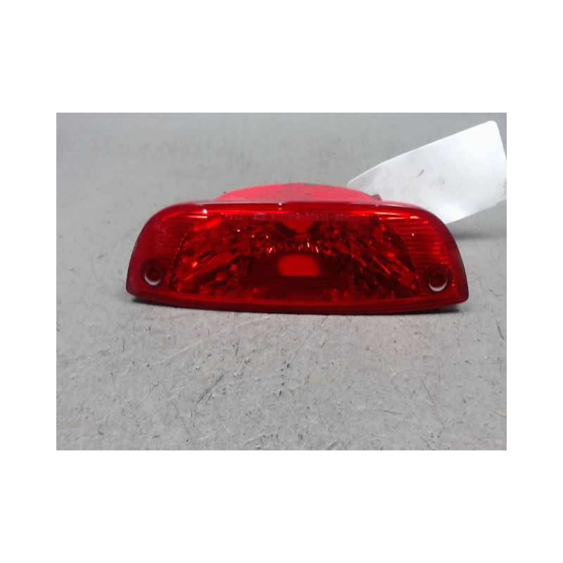 FEU BROUILLARD CENTRAL ARRIERE HYUNDAI GETZ